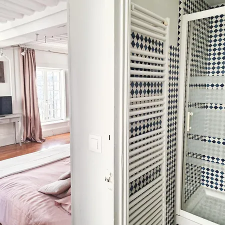 Republique Normandie Liberte 캉