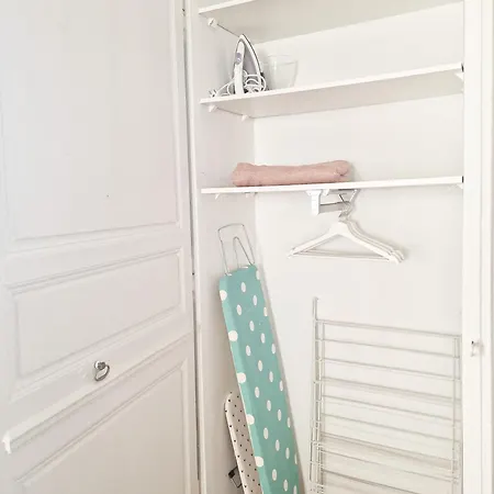 Republique Normandie Liberte 아파트 캉